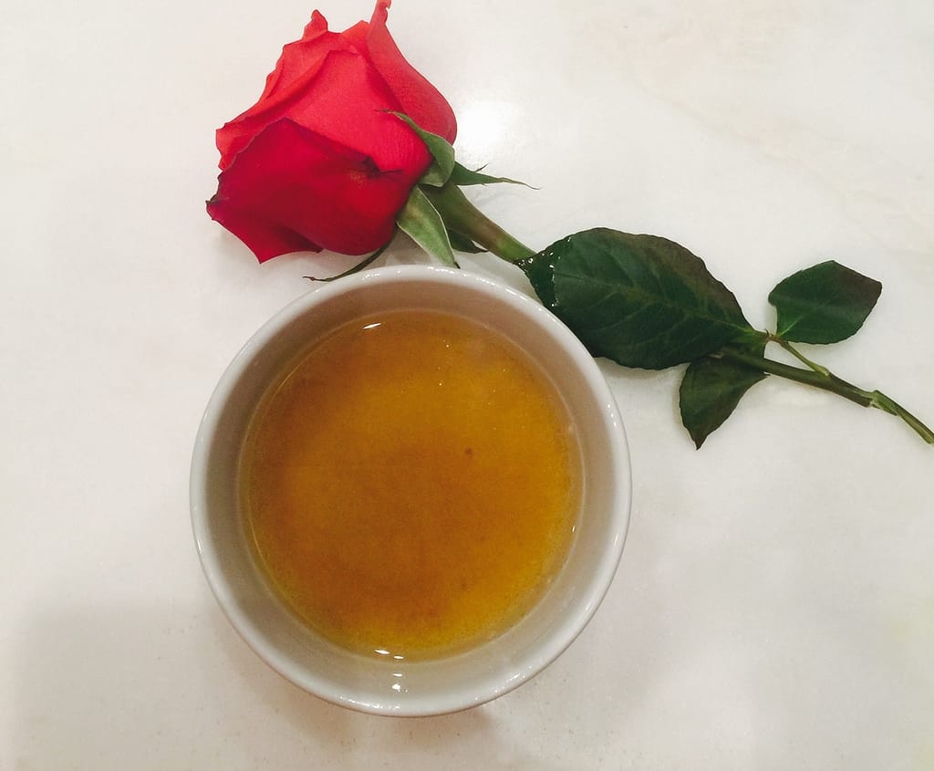 Tanning Oil Simple Homemade Recipe Dime Diaries